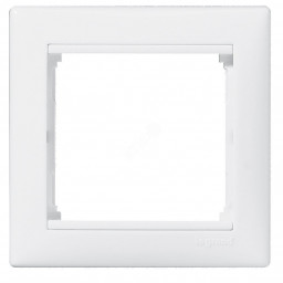 Рамка Валери трехместная горизонтальная белая (BD1604) BP003Г